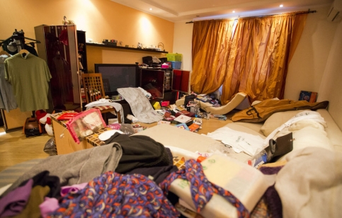 После обыска в квартире Навального. Фото Евгения Фельдмана, "Новая газета"