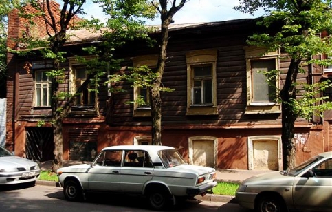 Дом на Ул. Буженинова, 30 стр.2