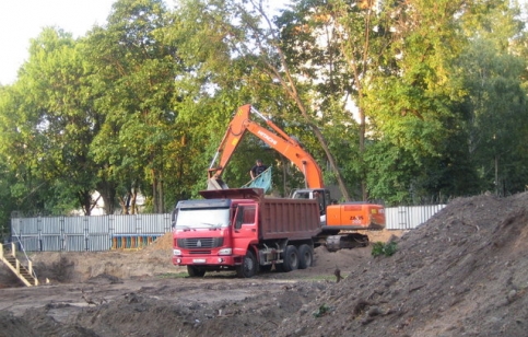 Работы по строительству Строгановского парка