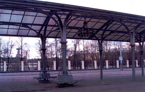Навес остановочного павильона "Лужники-Южные"