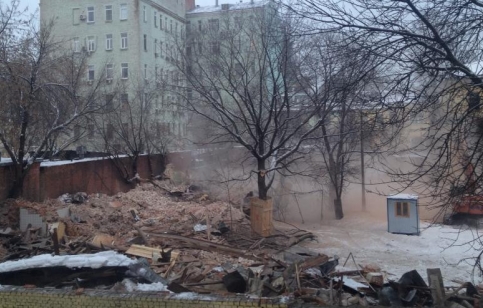 Снос зданий XIX века на территории Ново Екатерининской больницы в Москве